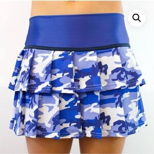 Faye+Florie Lisa 2 tiered pleated tennis skirt skort blue camo size large NWT
